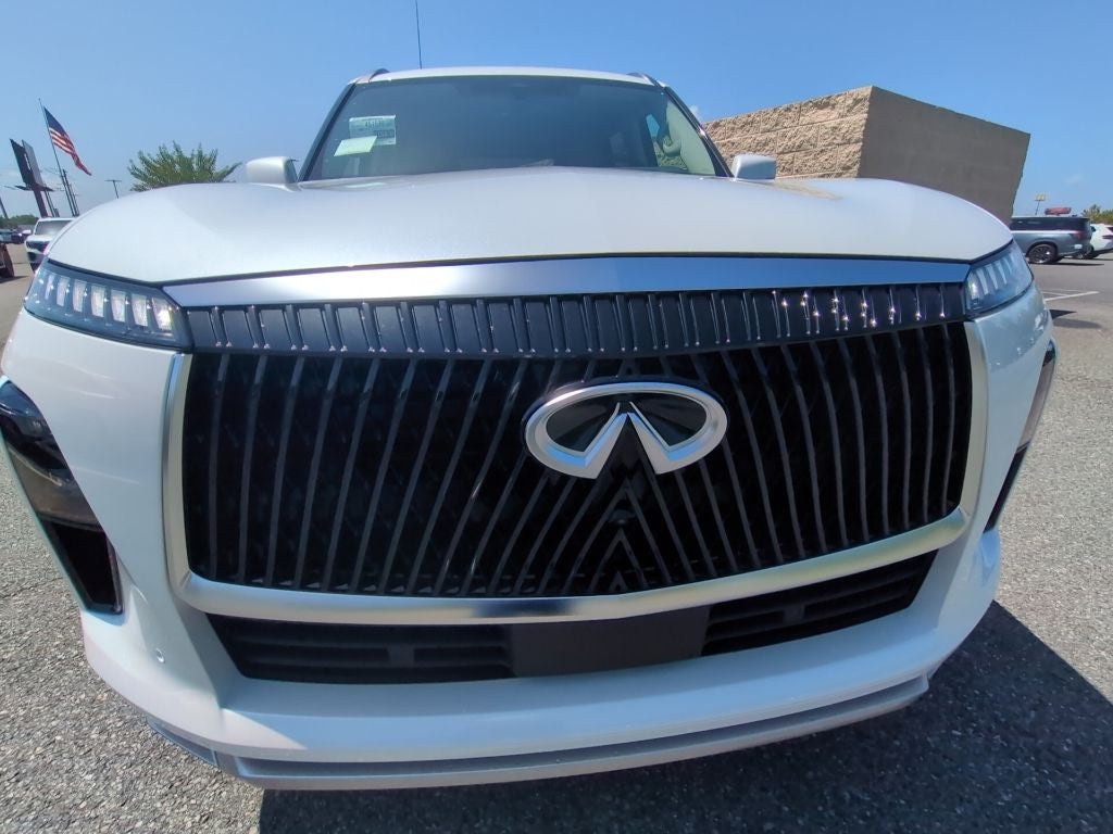 2027 INFINITI QX80 Luxe 4WD