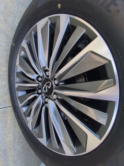 2027 INFINITI QX80 Luxe 4WD