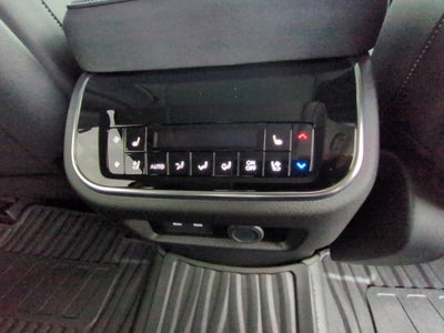 2027 INFINITI QX80 Luxe 4WD