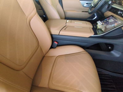 2027 INFINITI QX80 Luxe 4WD