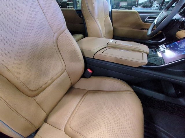 2026 INFINITI QX80 Luxe 4WD