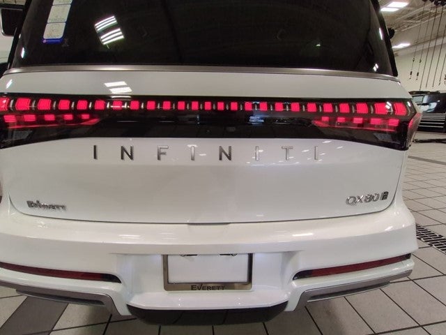2026 INFINITI QX80 Luxe 4WD