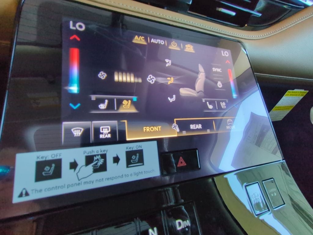 2027 INFINITI QX80 Luxe 4WD