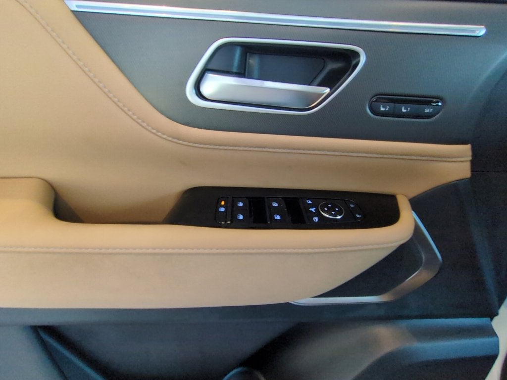 2027 INFINITI QX80 LUXE
