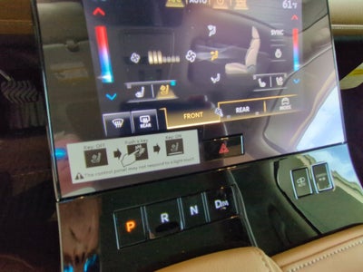 2027 INFINITI QX80 LUXE