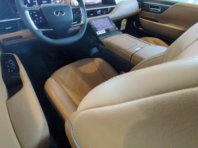 2027 INFINITI QX80 LUXE