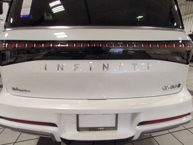 2026 INFINITI QX80 Luxe 4WD