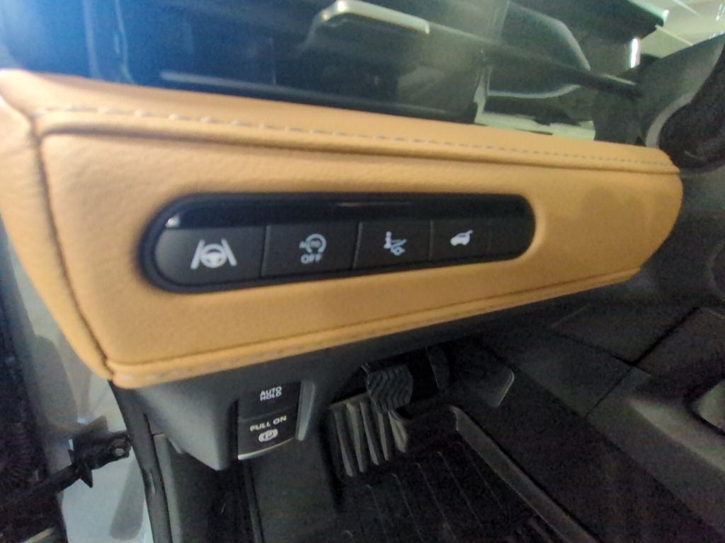 2027 INFINITI QX80 Luxe 4WD