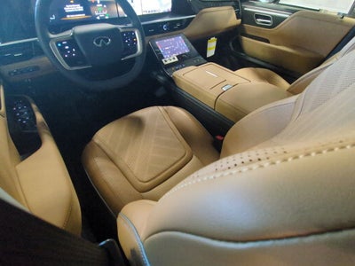 2027 INFINITI QX80 Luxe 4WD