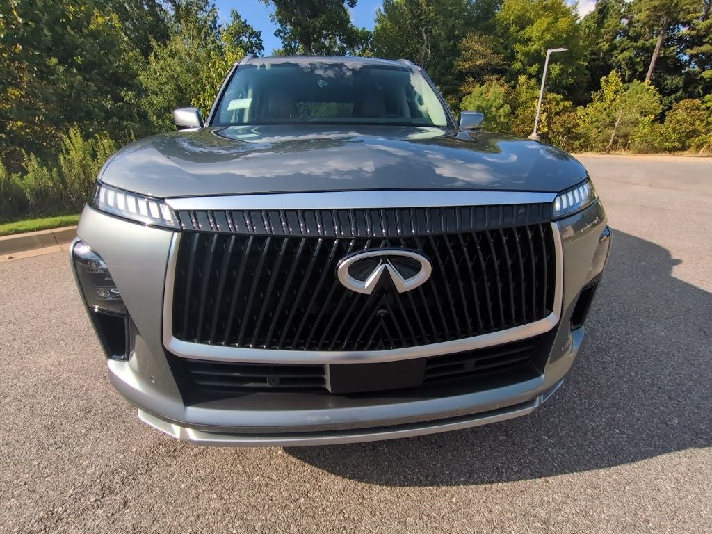 2027 INFINITI QX80 Luxe 4WD