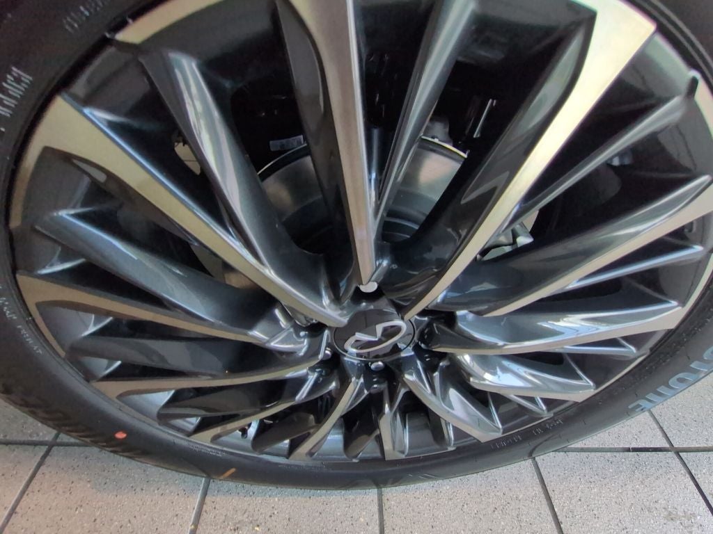2027 INFINITI QX80 Autograph 4WD