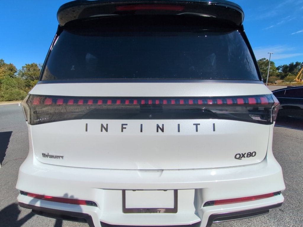 2027 INFINITI QX80 Autograph 4WD