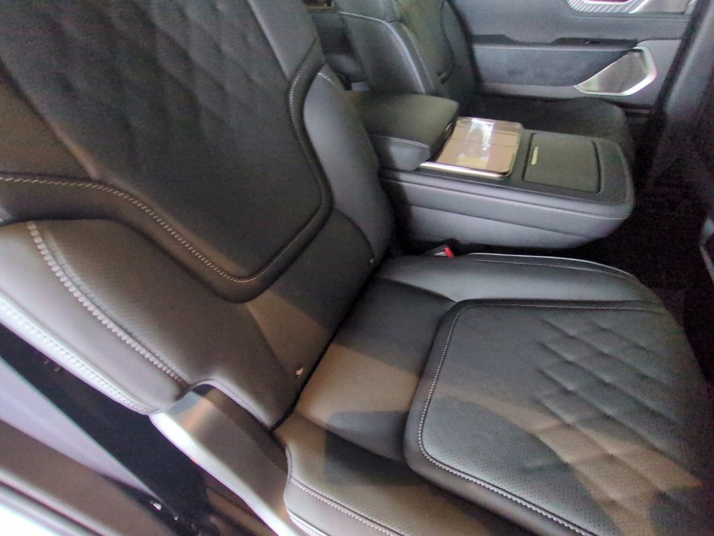 2027 INFINITI QX80 Autograph 4WD