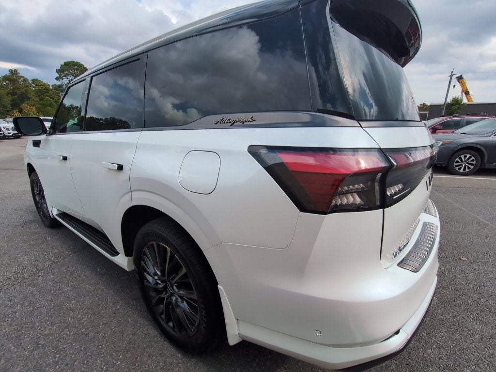 2027 INFINITI QX80 Autograph 4WD