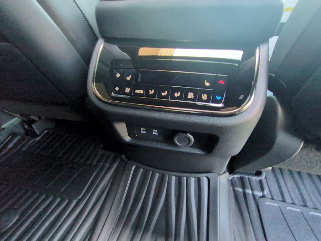 2027 INFINITI QX80 Sport 4WD