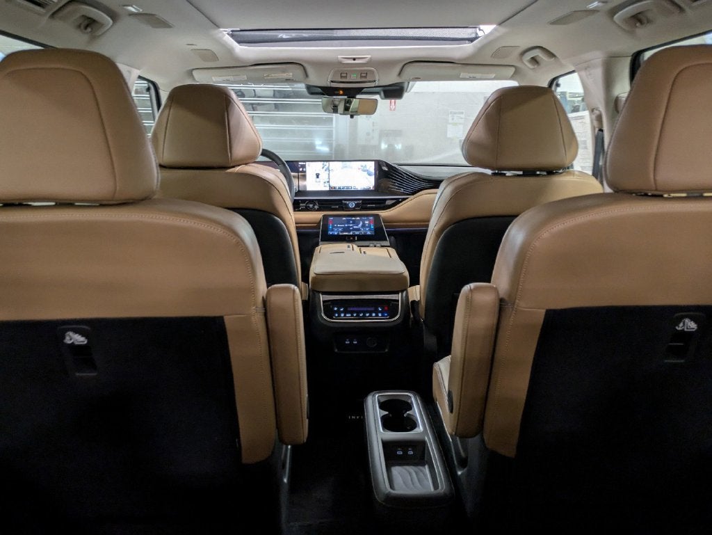 2025 INFINITI QX80 SENSORY