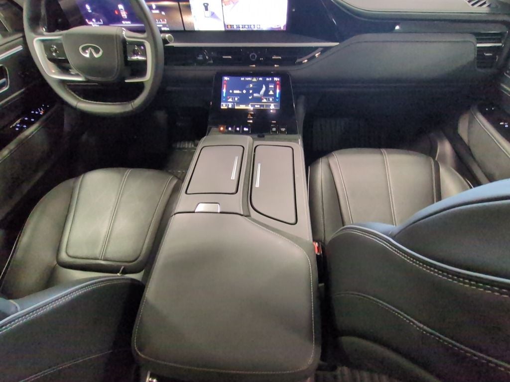 2025 INFINITI QX80 Sensory 4WD