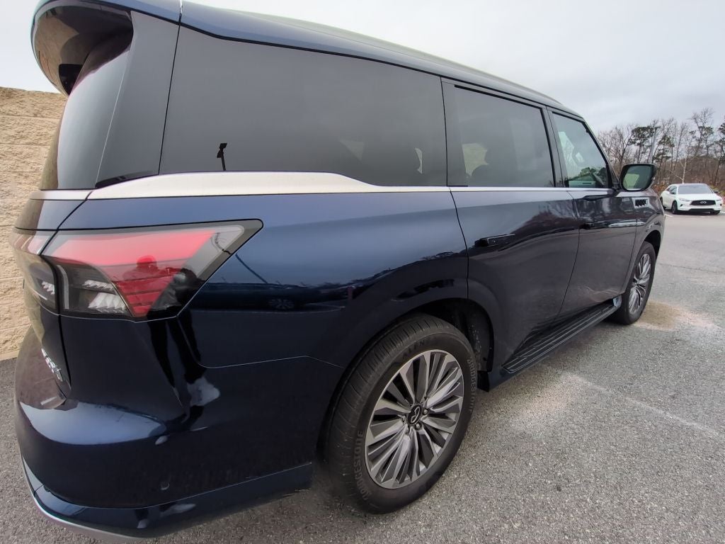 2025 INFINITI QX80 Sensory 4WD