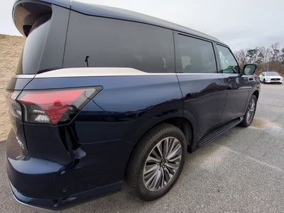 2025 INFINITI QX80 Sensory 4WD