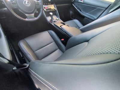 2024 Lexus IS 350 F SPORT Design