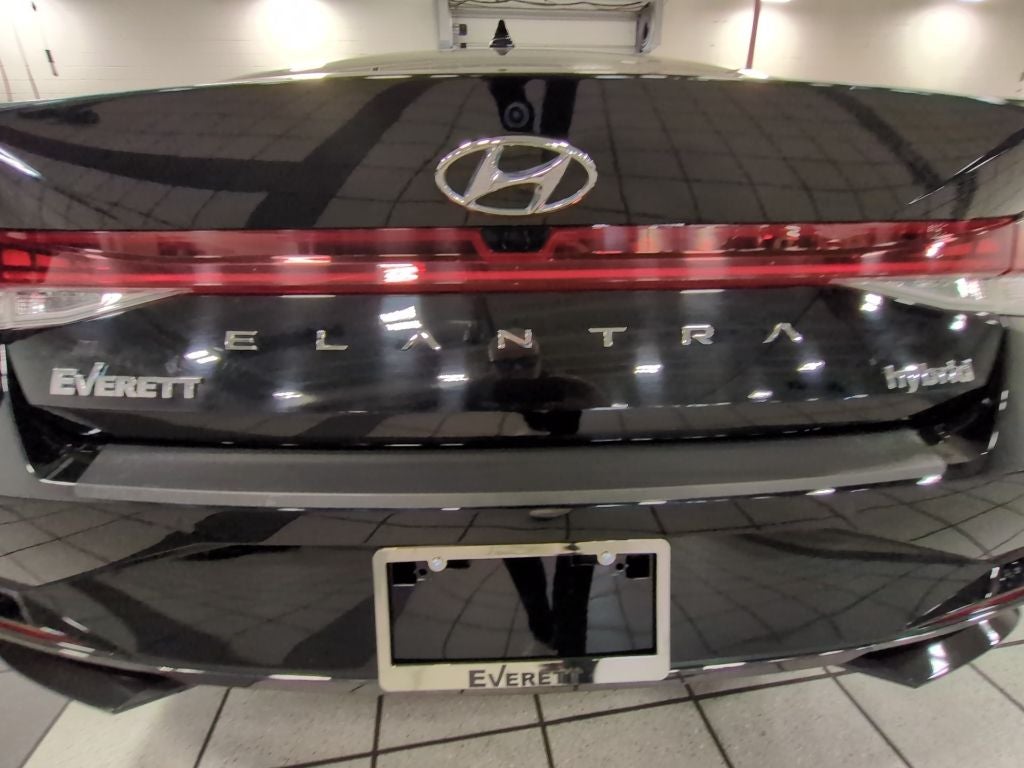 2023 Hyundai Elantra Hybrid Limited