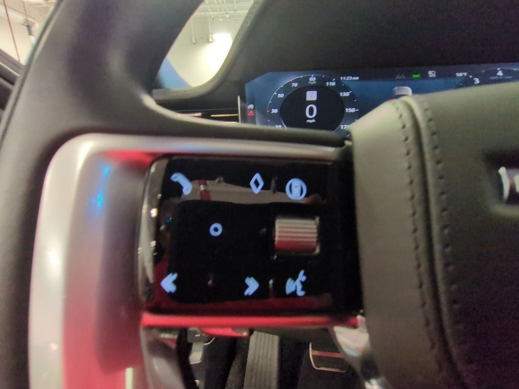 2025 Land Rover Range Rover SE