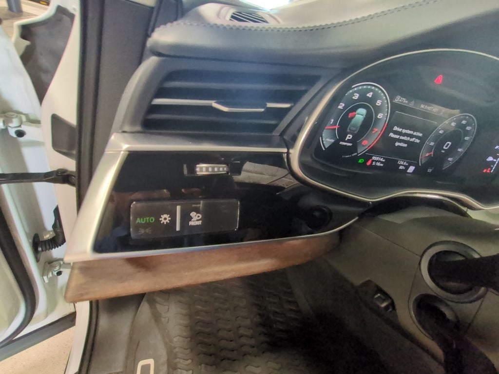 2021 Audi Q7 55 Prestige quattro