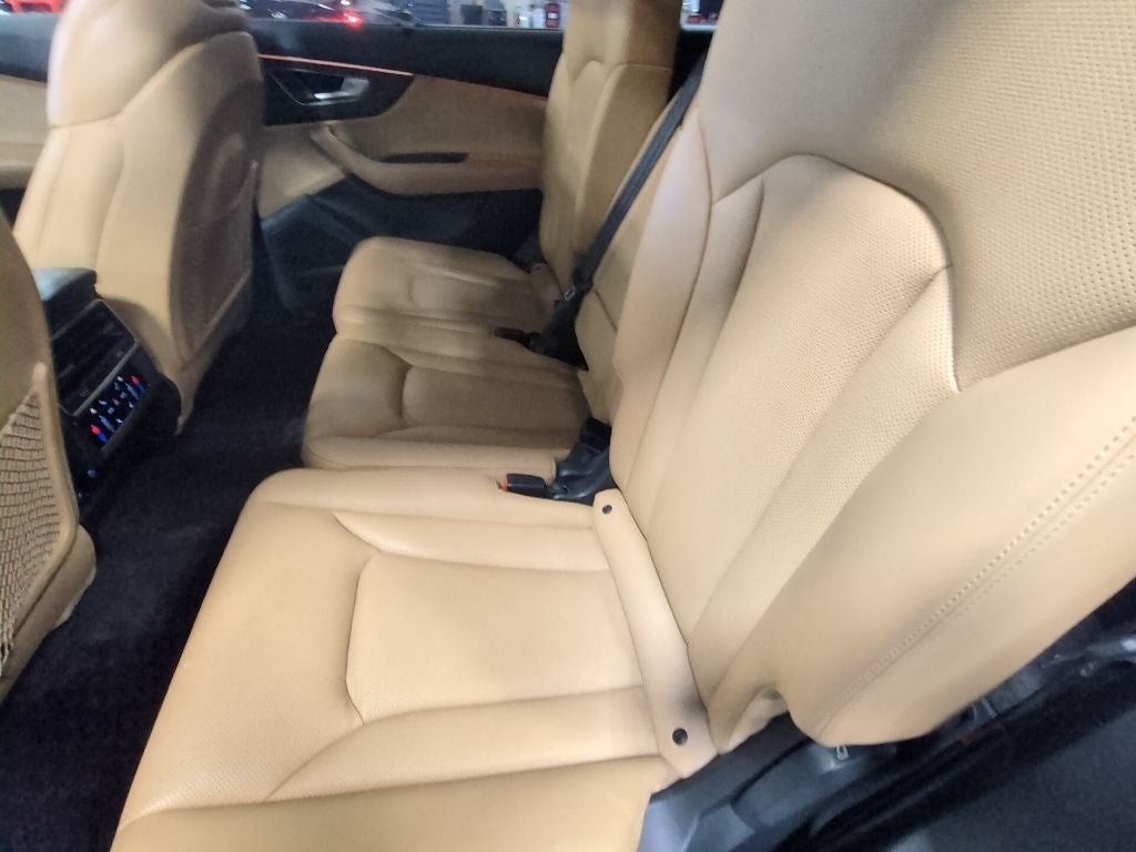 2021 Audi Q7 55 Prestige quattro