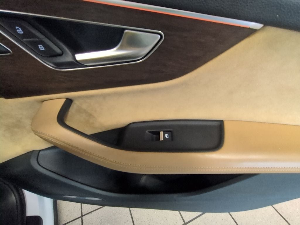 2021 Audi Q7 55 Prestige quattro