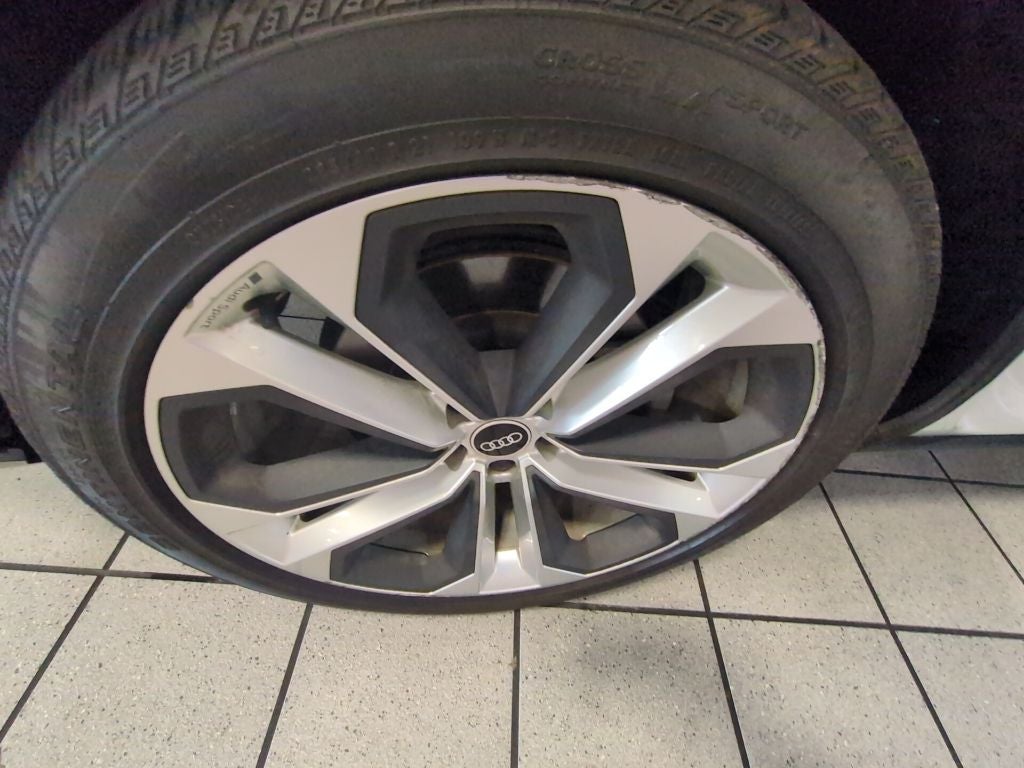 2021 Audi Q7 55 Prestige quattro