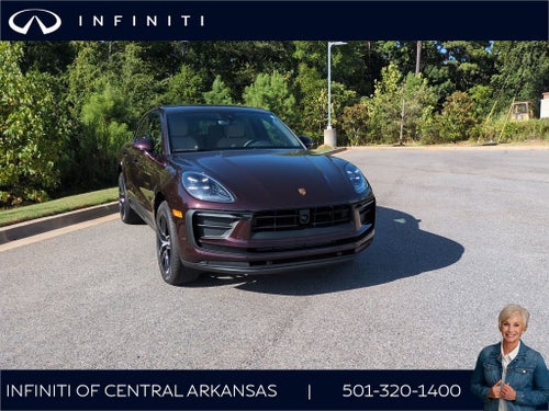 2026 Porsche Macan Base