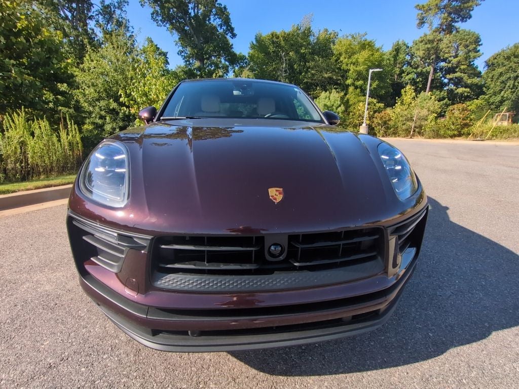 2026 Porsche Macan Base
