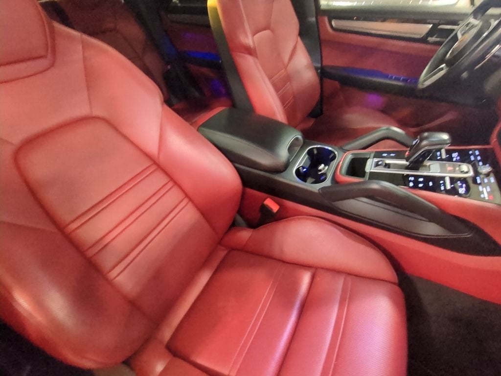 2021 Porsche Cayenne Coupe Base