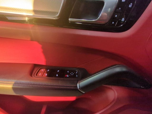 2021 Porsche Cayenne Coupe Base