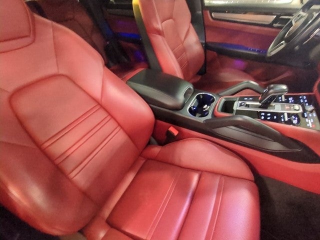 2021 Porsche Cayenne Coupe Base