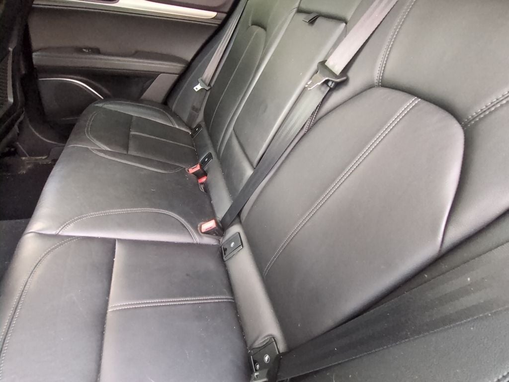 2019 Alfa Romeo Stelvio Base