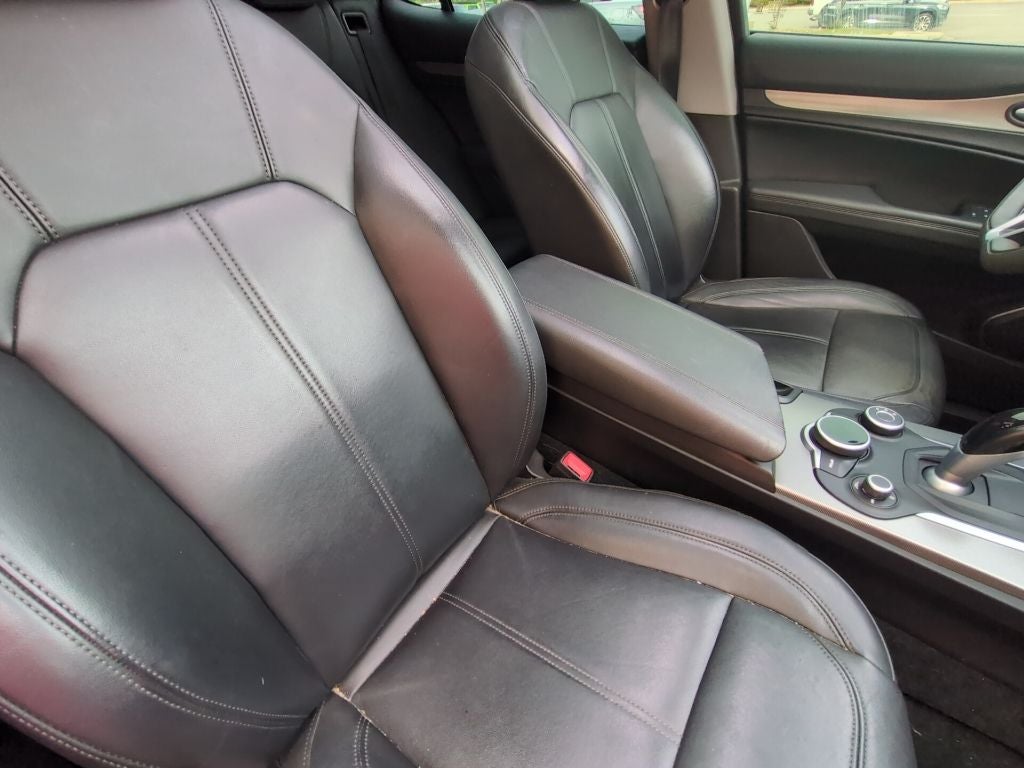 2019 Alfa Romeo Stelvio Base