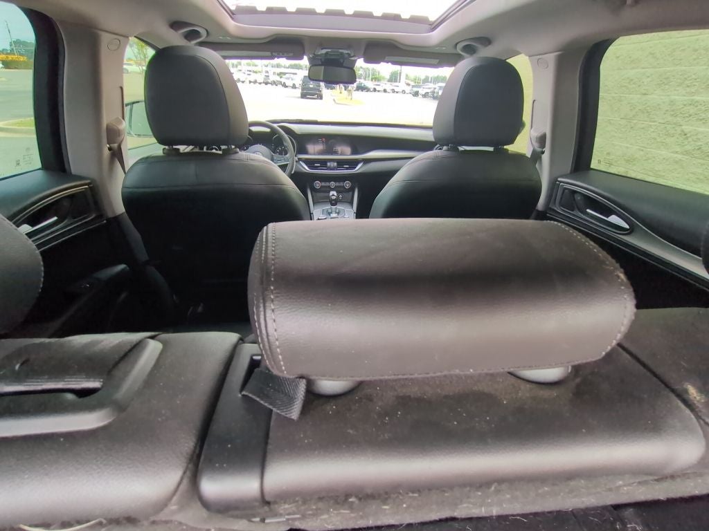 2019 Alfa Romeo Stelvio Base